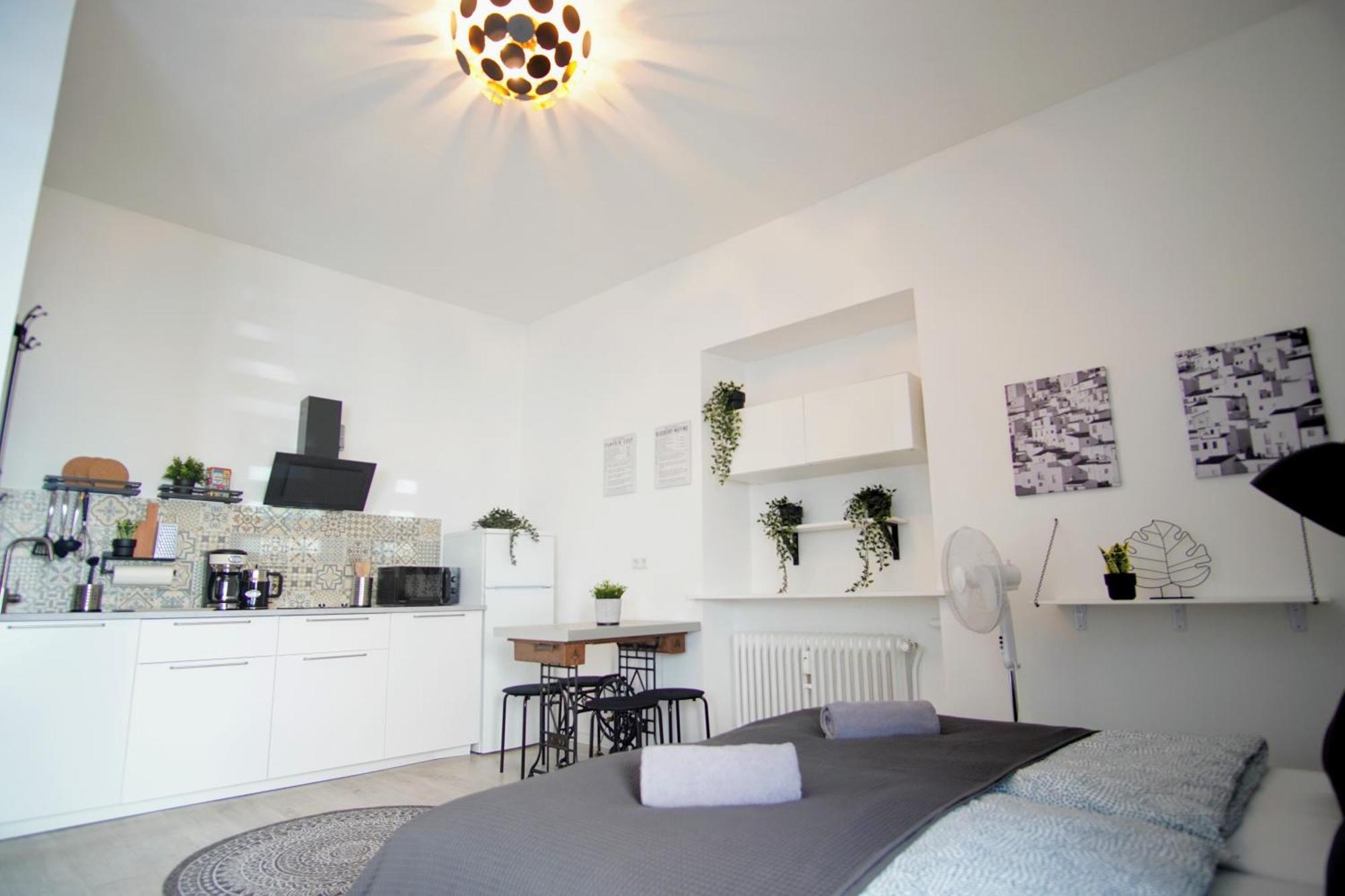 Lenastay I Nostalgieapartment I Innenstadt Kaiserslautern Kültér fotó